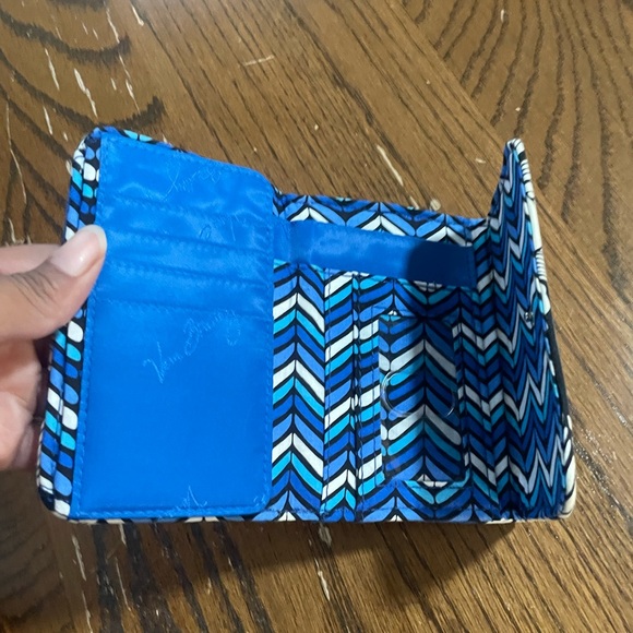 Vera Bradley Vibrant Blue Floral Wallet trifold - Picture 6 of 6